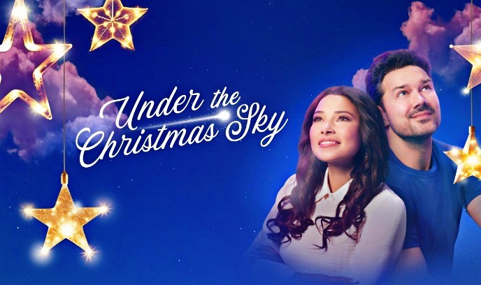 圣诞天空下封面图