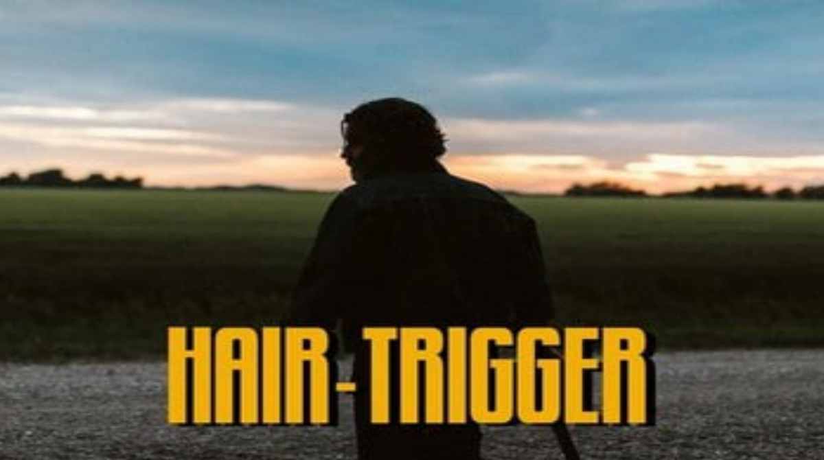 一触即发2022封面图